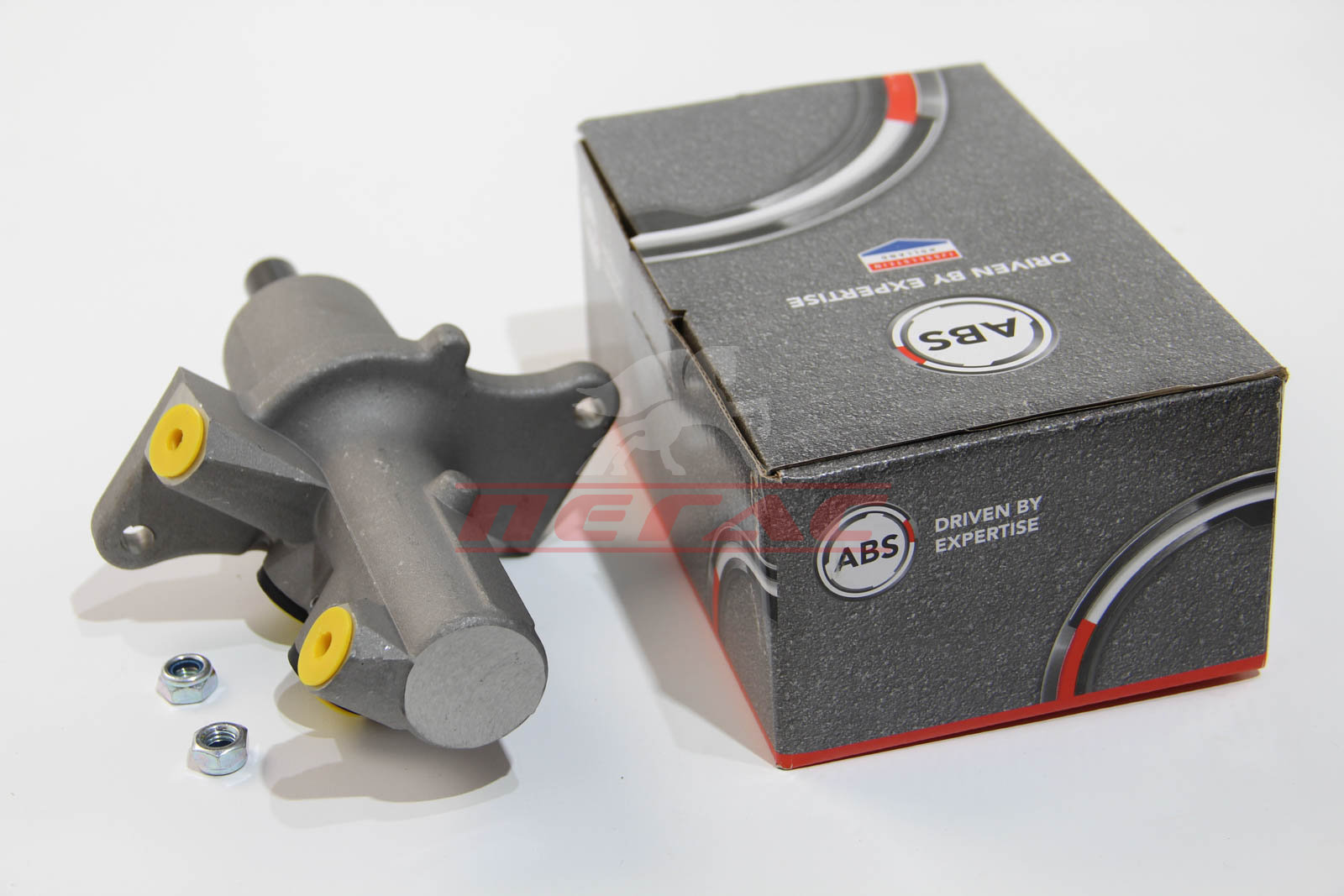 Гальмівний циліндр головний W903 W902 W901 95-12