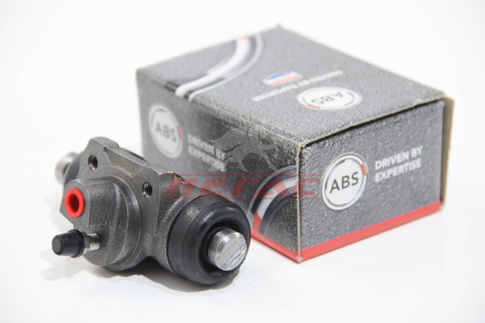 Колесний гальмівний циліндр Transit T12 91>00